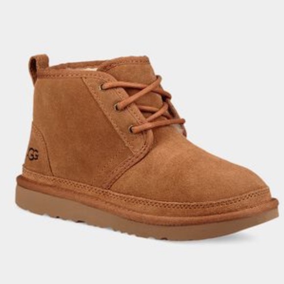 UGG Neumel ll Kids Size 4 Chestnut - Picture 1 of 10